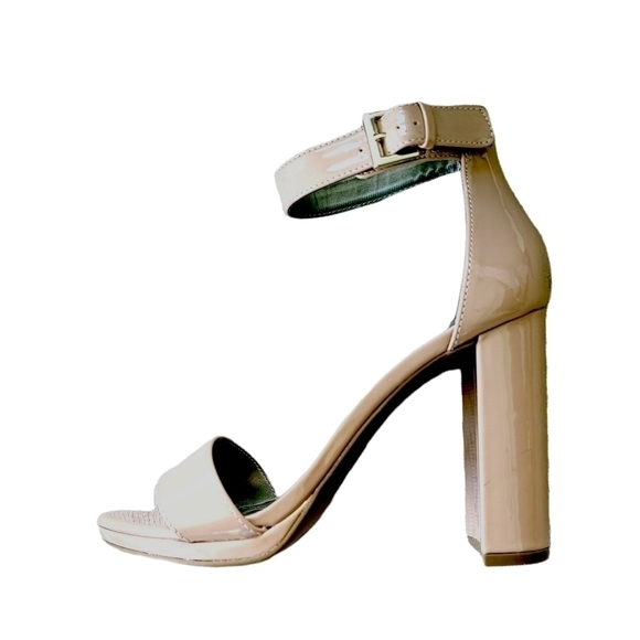 NEW Taupe Lafayette Chunked Heeled Sandals - Picture 1 of 9